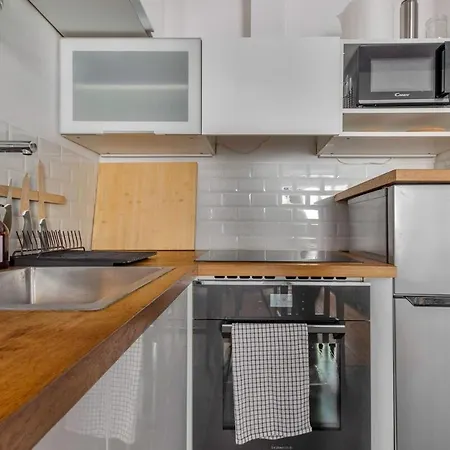 Elegant In Heart Of 18 2 Pers Apartamento