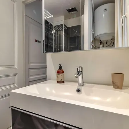 Apartamento Elegant In Heart Of 18 2 Pers *